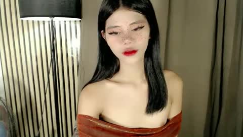 Vivian online show from December 14, 5:24 am