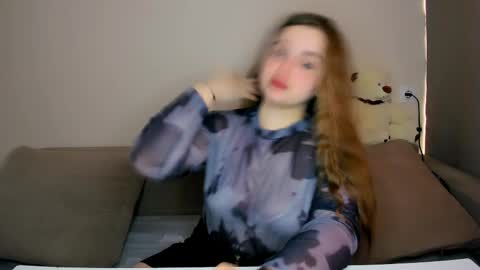 yourgem__ online show from April 7, 12:51 pm