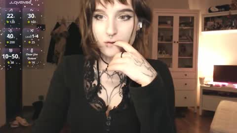 hanna online show from March 13, 6:09 pm