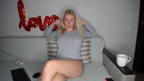 Iamyourdream online show from March 5, 4:57 pm