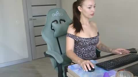 yourmercilessownermaria online show from July 20, 4:15 am