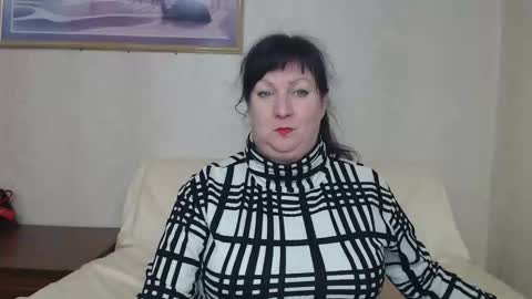 Snapshot of yourmilf4love chatting on October 19, 6:32 pm lANA online show from October 19, 6:32 pm
