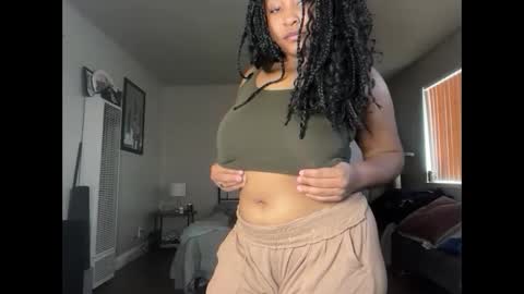 yourmommysol online show from September 18, 10:30 pm