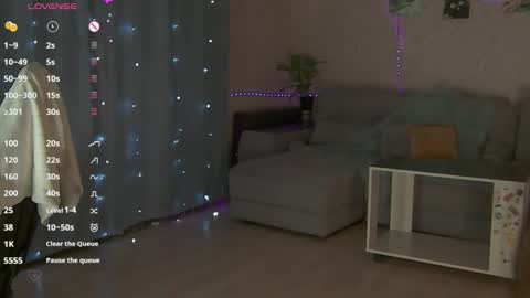 Yourr Muse online show from December 1, 3:54 am