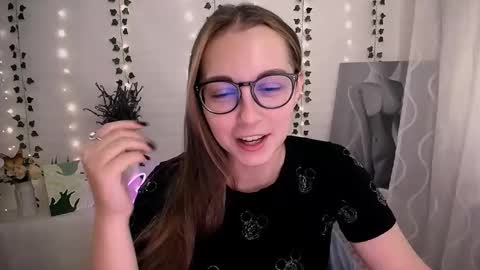 Happy online show from September 15, 5:38 am