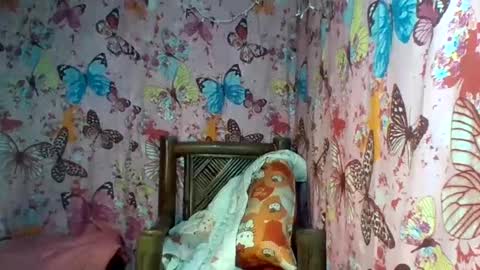 im MAY online show from March 3, 8:07 pm