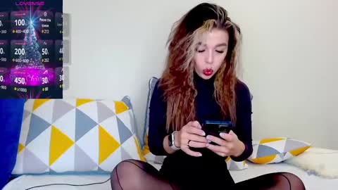 yoursoul_mila online show from January 11, 11:23 am