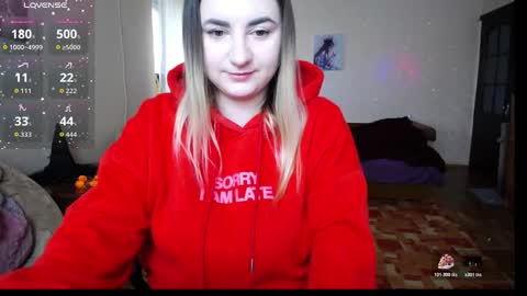 Snapshot of yourswetiegirl chatting on October 18, 10:18 am Sofia online show from October 18, 10:18 am