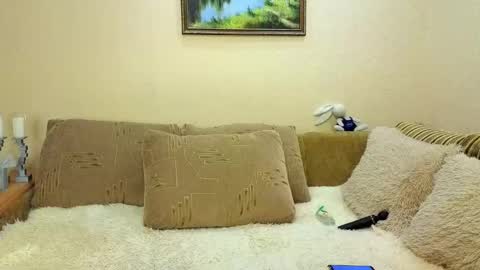 YourXQueen online show from October 31, 5:31 am