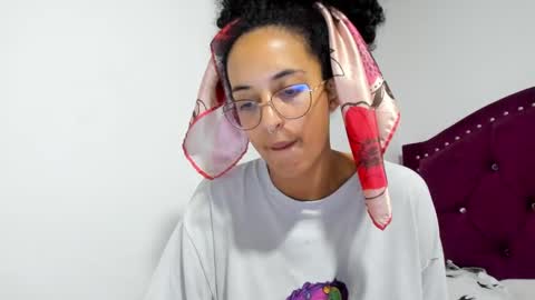 elizabeth  ju   online show from March 6, 12:32 am