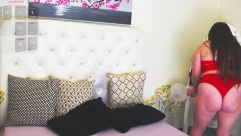 Yssabel online show from November 3, 5:44 am