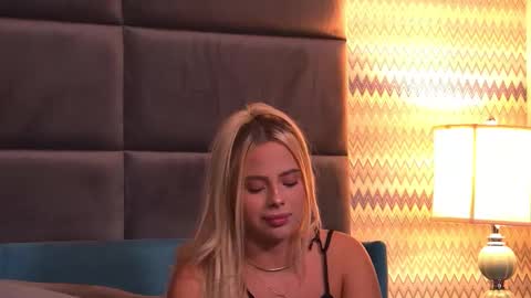 Foxie online show from October 7, 3:22 am