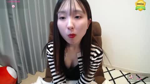 yui_x online show from February 9, 11:04 am