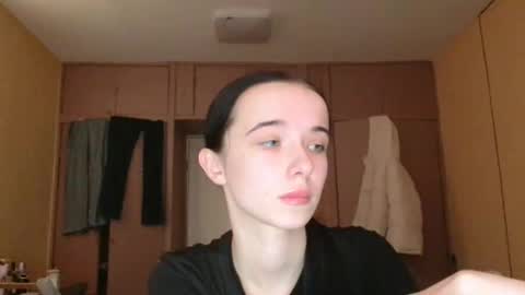 Yuliia online show from December 18, 9:25 am