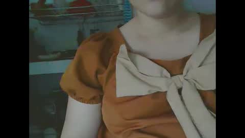 yumi123_ online show from October 13, 3:53 am