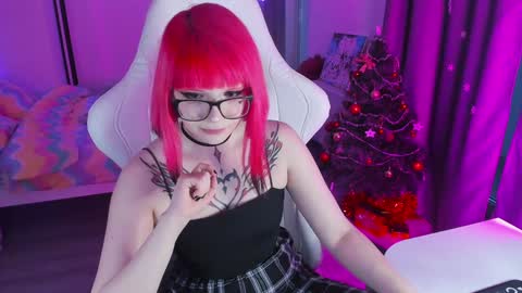 Snapshot of yumi_youkai chatting on January 6, 6:36 am Yumi 3 online show from January 6, 6:36 am