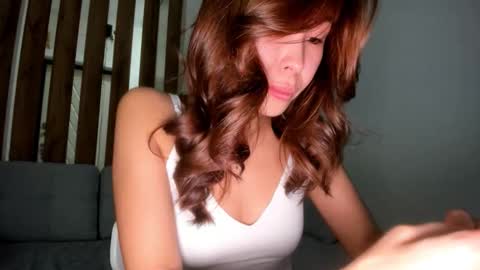 Yumi online show from September 14, 4:16 pm