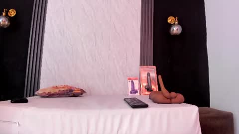 Yummyduo online show from August 5, 11:49 am