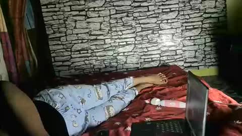 yummyhottiemom online show from March 10, 10:50 am