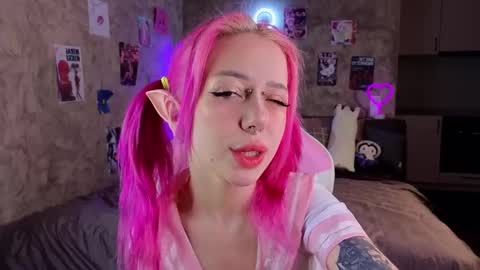 Lisa online show from February 23, 7:45 pm