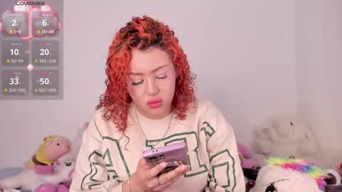 yunahott_ online show from October 7, 6:18 am