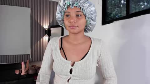 zafira online show from March 23, 11:38 am