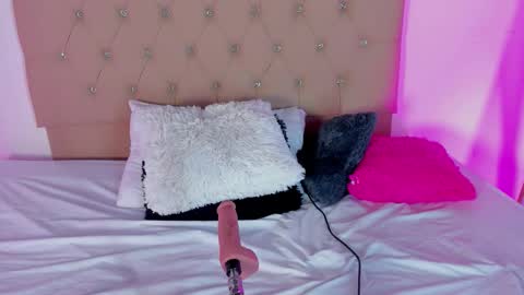 Zafiro Brown online show from September 13, 1:41 pm