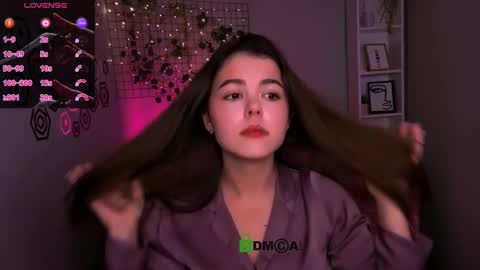 zaina_kiss online show from December 13, 10:27 pm