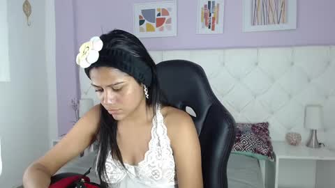 Zaira Angel online show from February 13, 8:13 pm