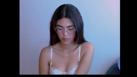 zaira online show from April 3, 7:45 pm