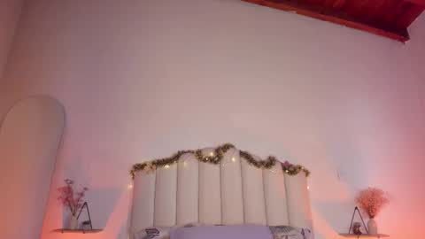 Zaira online show from December 22, 2:53 pm