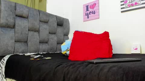 Zamara Rios online show from February 18, 9:31 pm