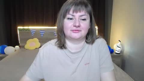 zannadreil online show from September 28, 7:19 pm