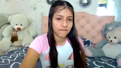 Zara online show from February 5, 12:19 pm