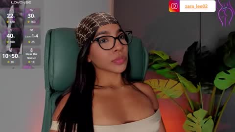 Zara online show from March 19, 4:39 am