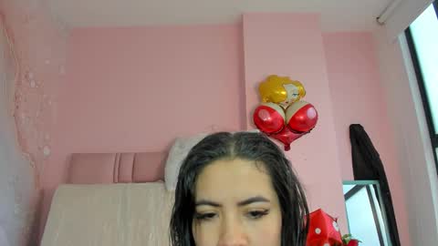 Snapshot of zarah_torres chatting on September 20, 5:22 pm Zarah  online show from September 20, 5:22 pm