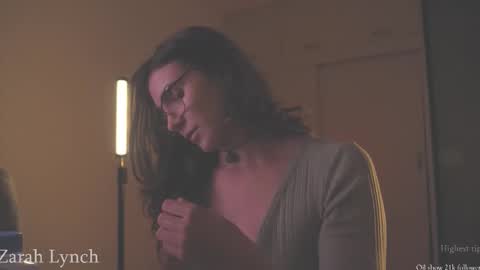 Miss Lynch   Next show  2911 online show from February 11, 1:53 am