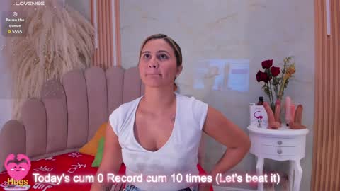 Hello Im Samantha  online show from January 18, 12:15 pm