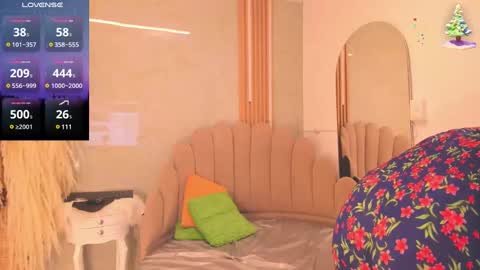 Hello Im Samantha  online show from December 19, 11:50 am