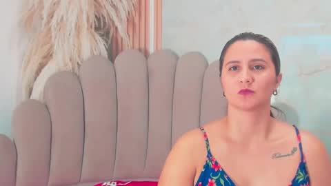 Hello Im Samantha  online show from February 28, 12:20 pm