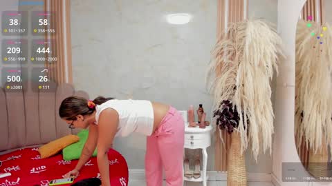 Hello Im Samantha  online show from January 3, 12:08 pm