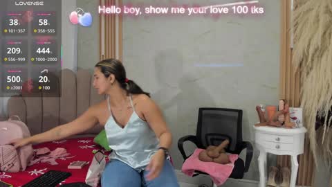 Hello Im Samantha  online show from February 8, 11:55 am