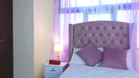 ZaraQuiinn online show from September 10, 4:07 pm