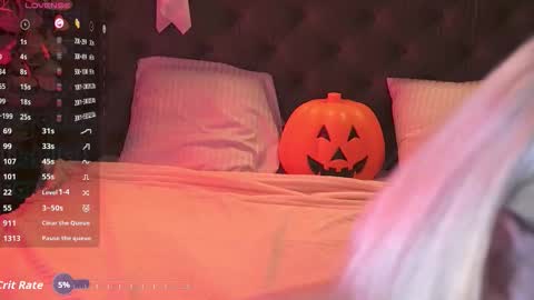 Lola online show from October 26, 8:37 pm