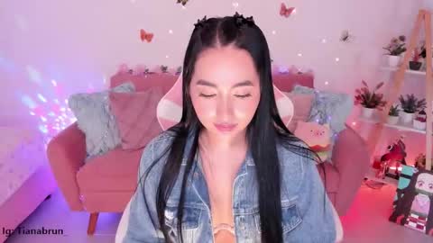 Zara online show from October 16, 11:35 am