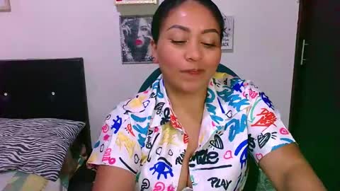 zaray online show from March 27, 9:48 pm