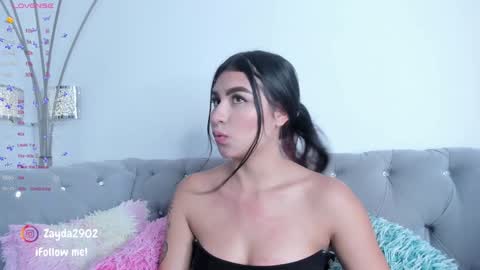  Zayda  online show from January 16, 7:10 pm