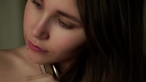 Emilia online show from October 15, 1:08 am