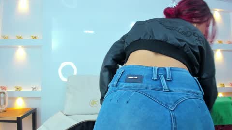 Zenda Evans online show from February 6, 3:37 am