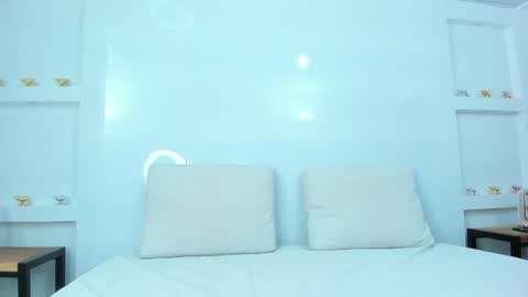 Zenda Evans online show from February 8, 9:56 am